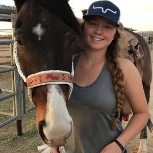 Meet your Posher, April